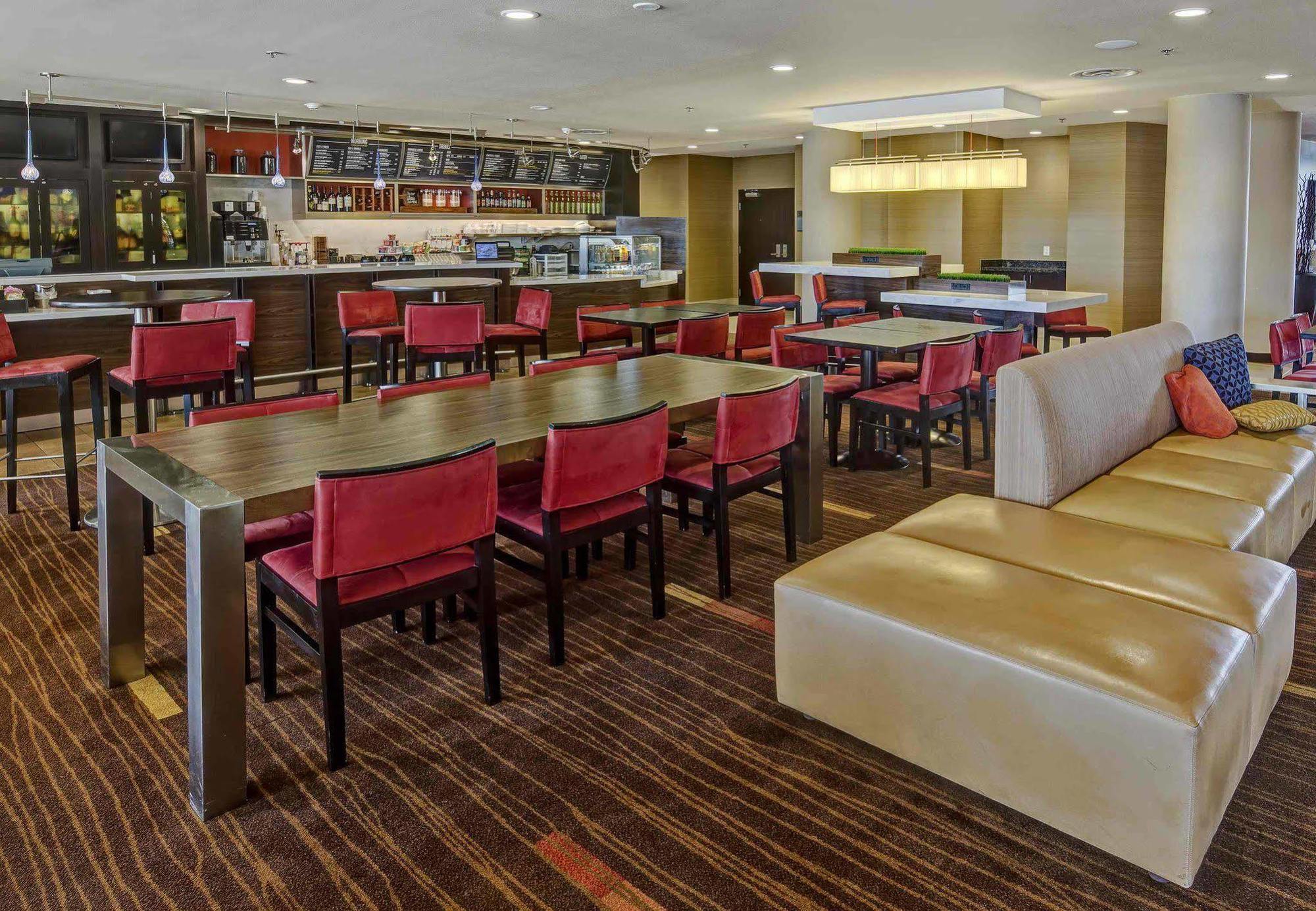 Courtyard By Marriott Midland Hotel Eksteriør billede